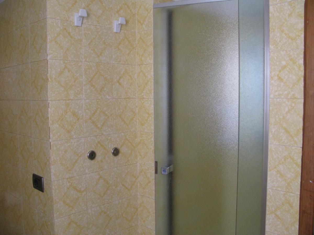 ليفينو Residence L'Arcobi المظهر الخارجي الصورة