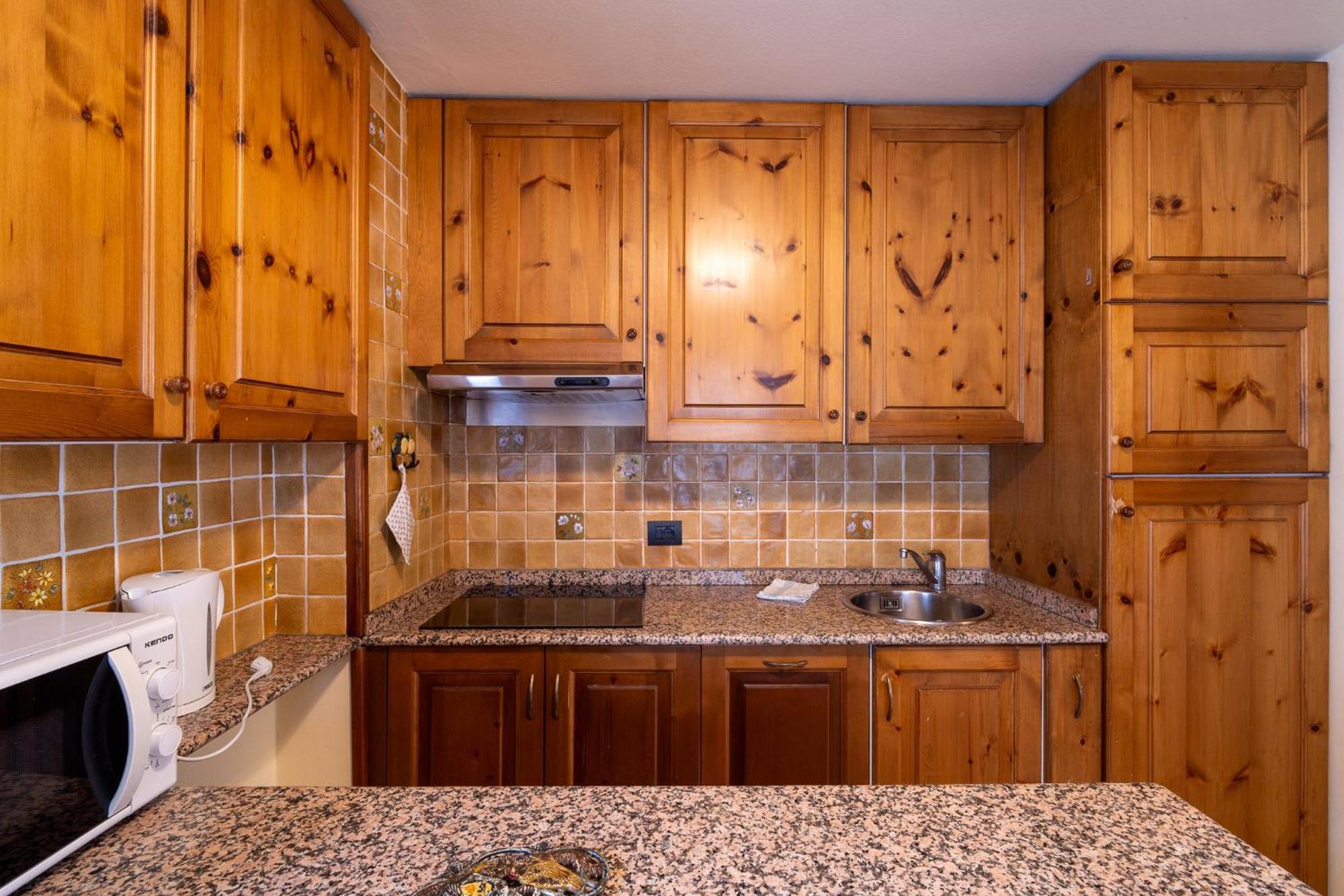 ليفينو Residence L'Arcobi المظهر الخارجي الصورة